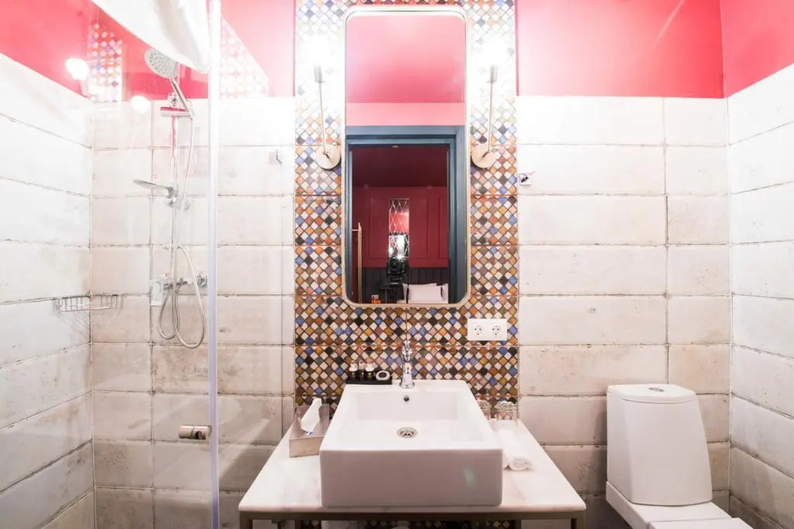 King Gorgasali Hotel