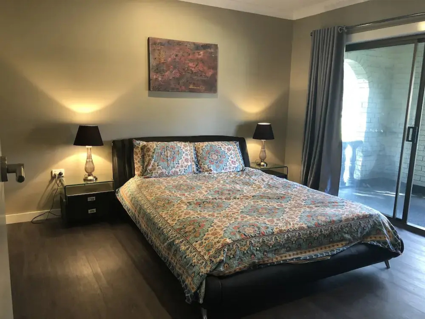 Warrawong holiday big home