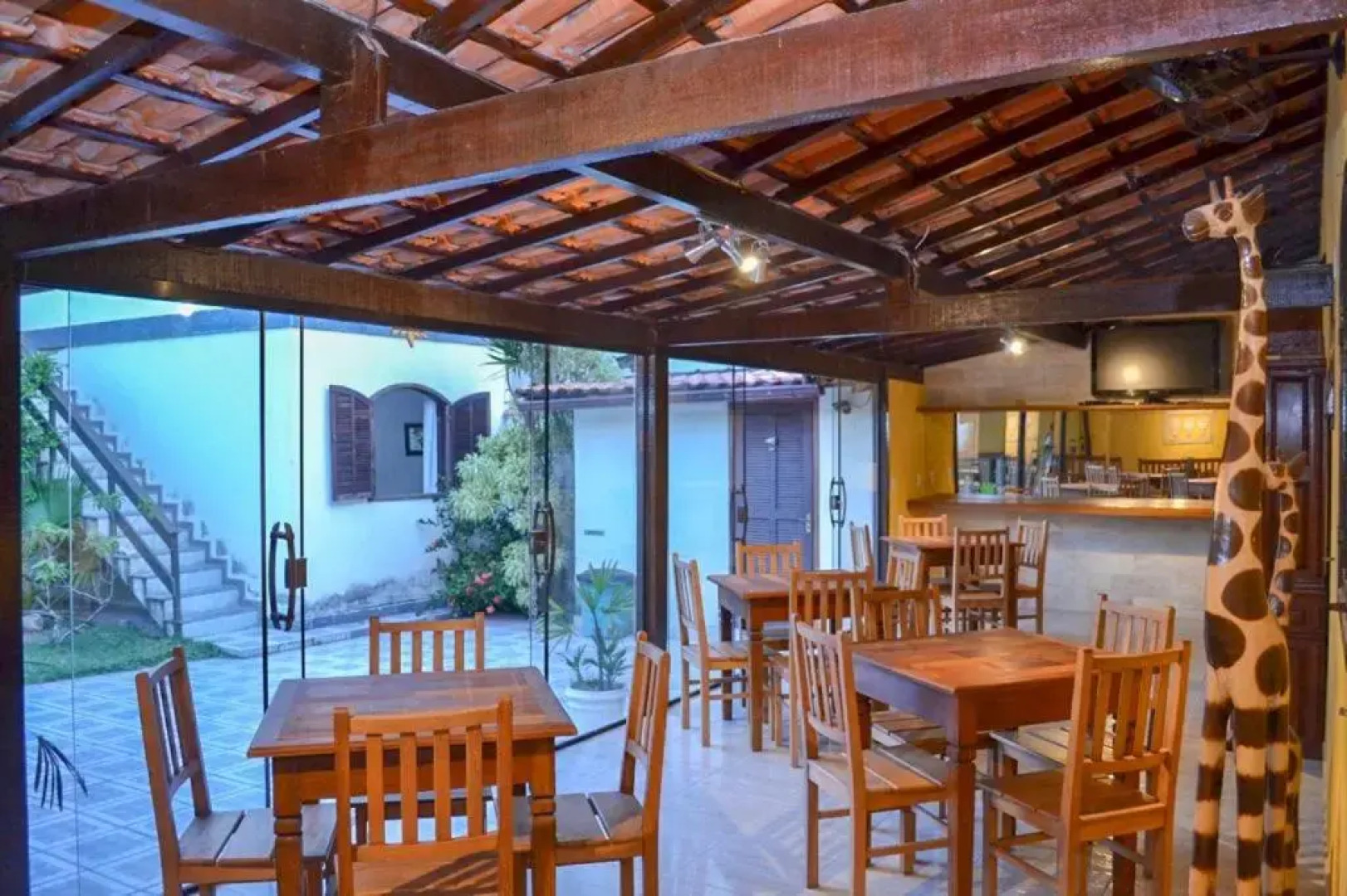 Casa 6 Suites e Eventos