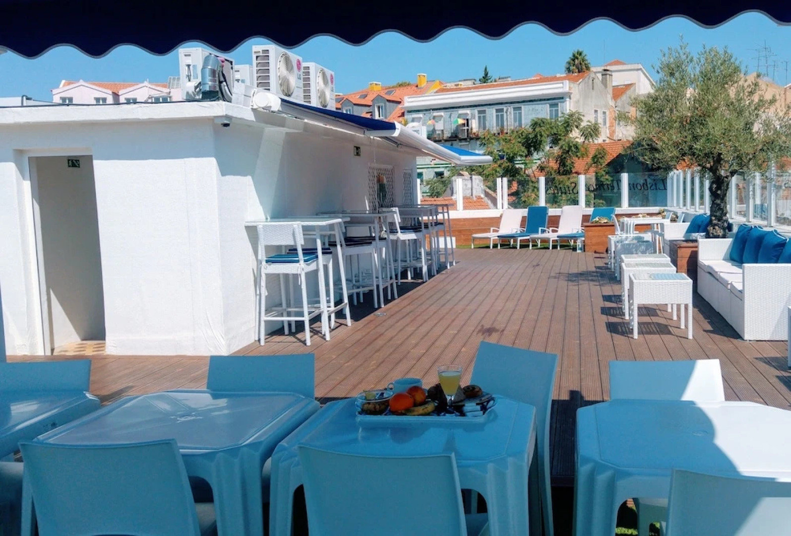 Lisbon Terrace Suites Apartment for Large Groups with Amazing Terrace