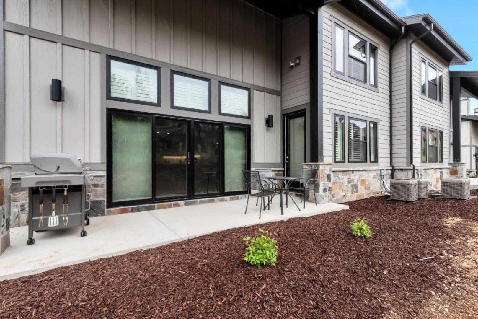 Luxury New Townhome Offers 4-Season Mountain Retreat