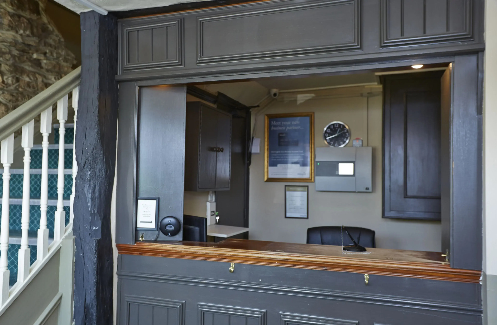 Doghouse Abingdon by Chef & Brewer Collection