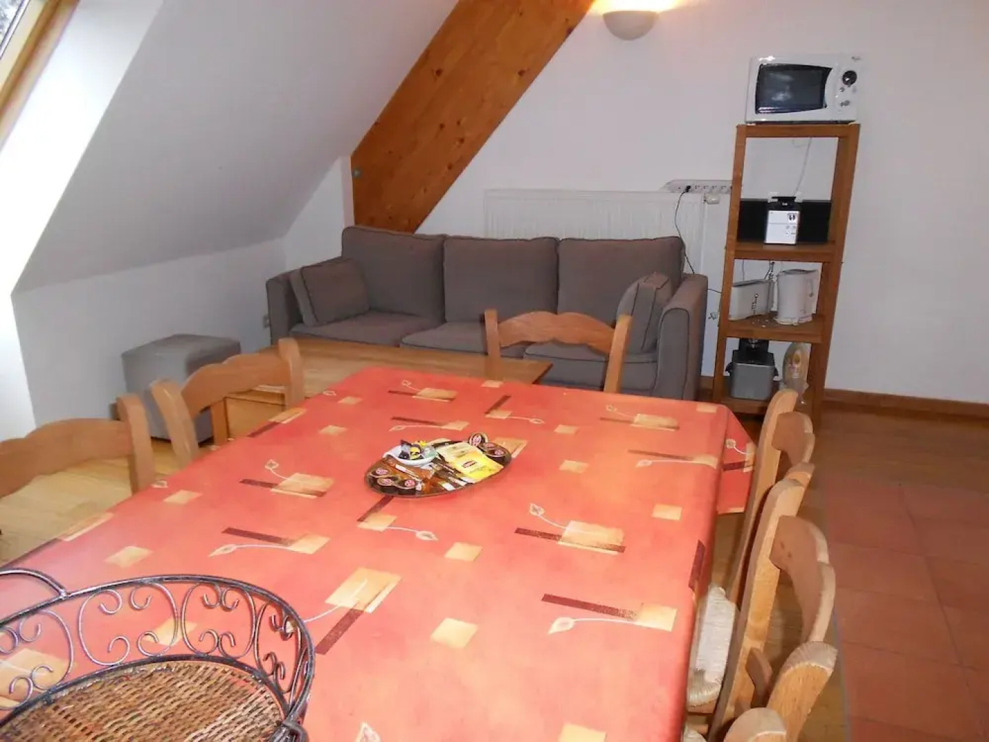 A Cottage Full of Charm and History in Macon