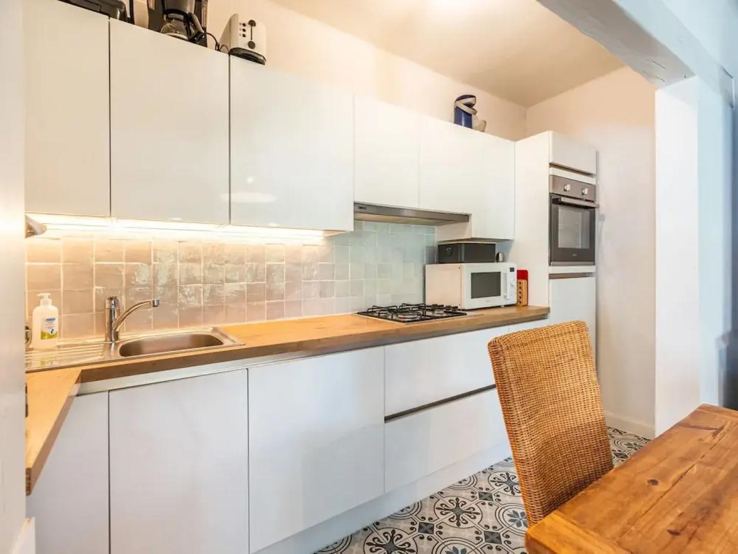 Villa Near Sea With BBQ and Play Attic