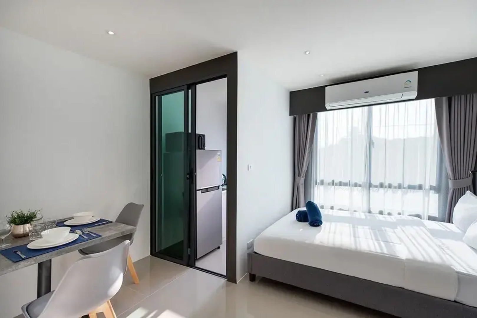 Studio Central Hillview A901