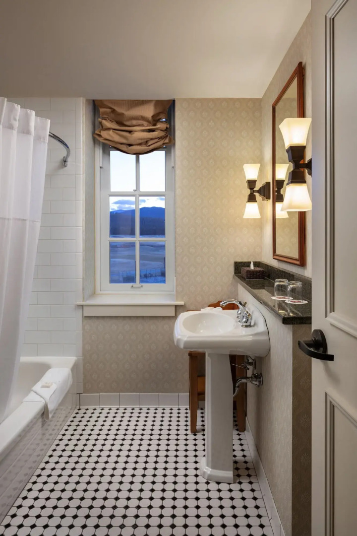 St. Eugene Golf Resort & Casino