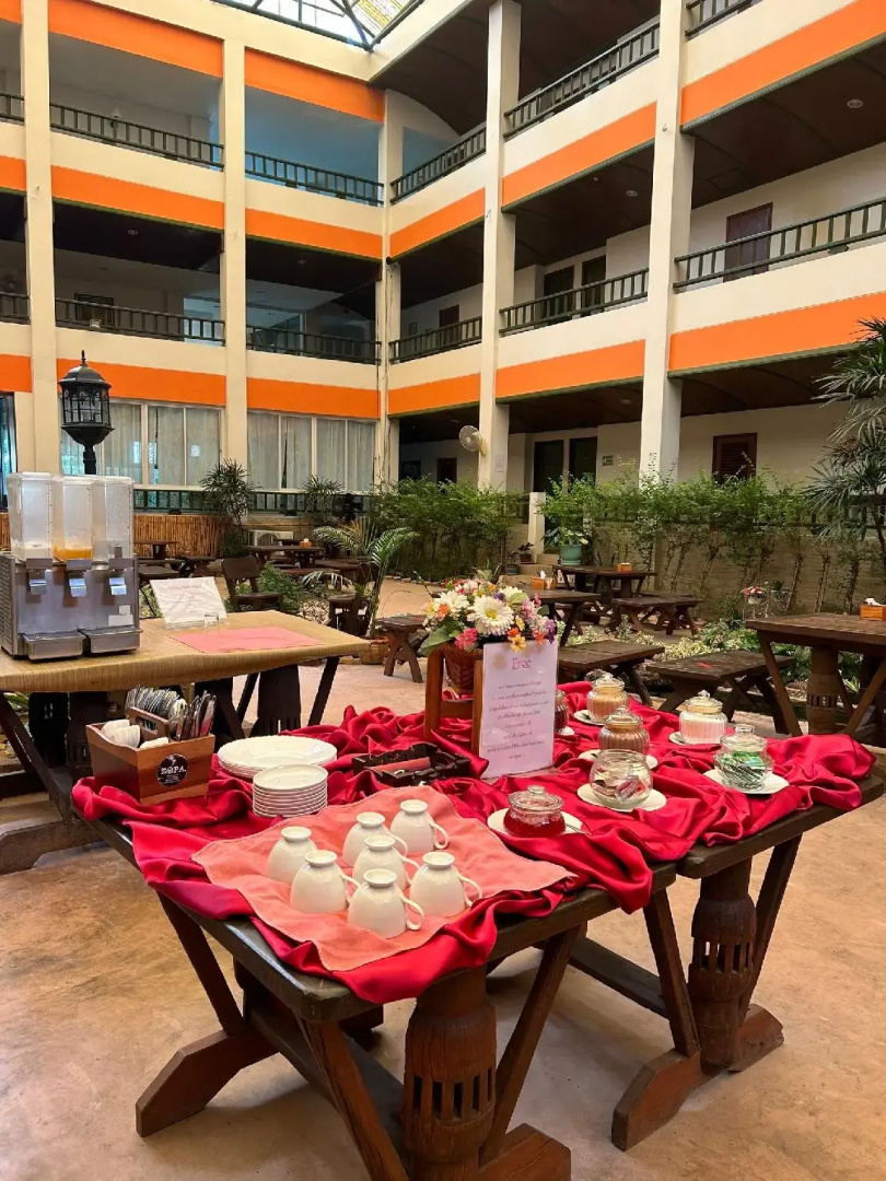 At Ayutthaya Hotel
