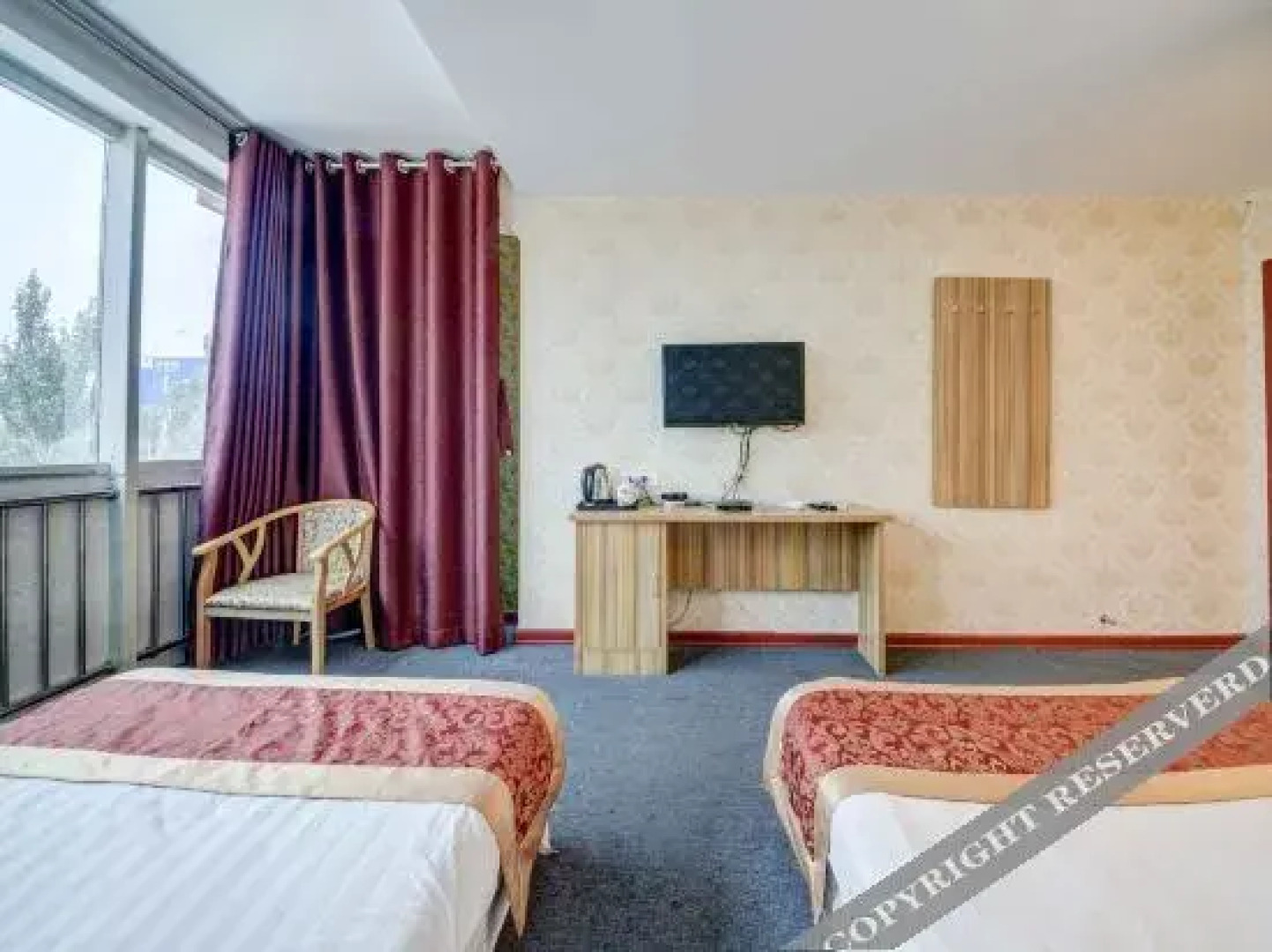 Zhangjiakou yiju express hotel