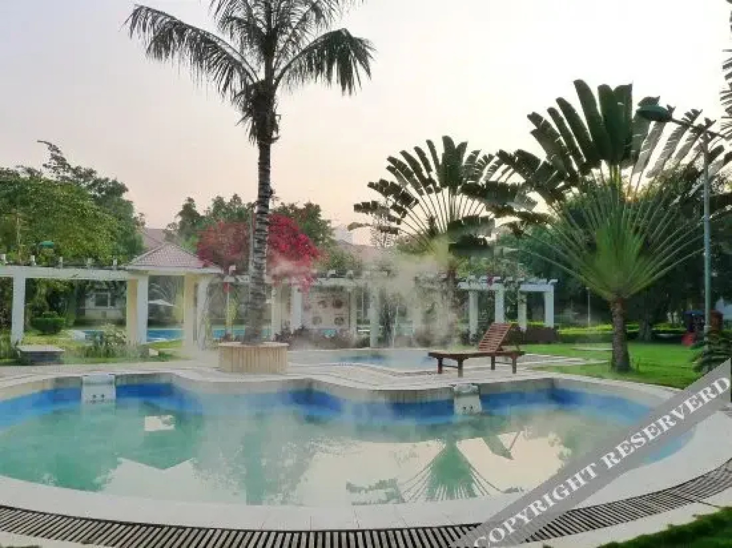 Yurui Hot Spring Garden Hotel