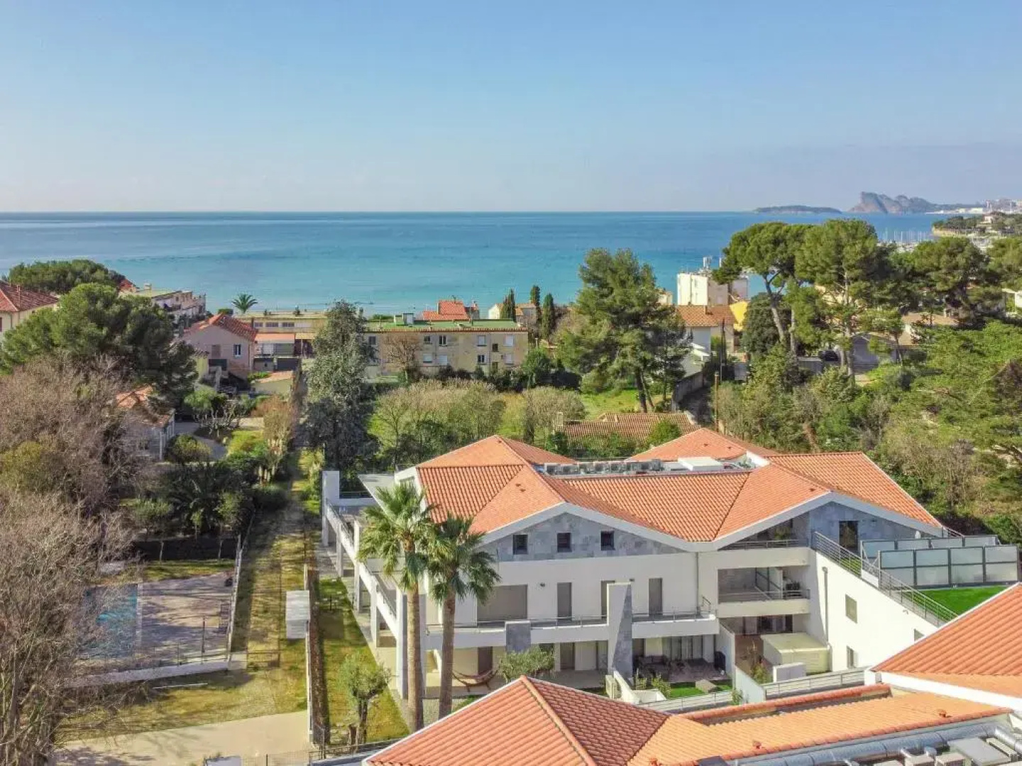 T3 Neuf – C13 - Jardin-Terrasse Et Piscine – Accès Direct Plages Et Centre Village