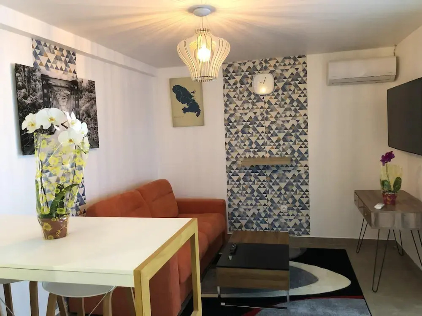 House With 2 Bedrooms in La Trinité, With Wonderful sea View, Private