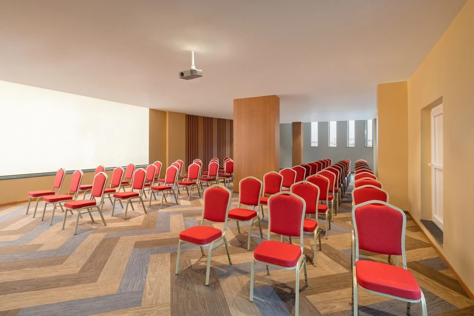 Ginger Kochi, Kalamassery