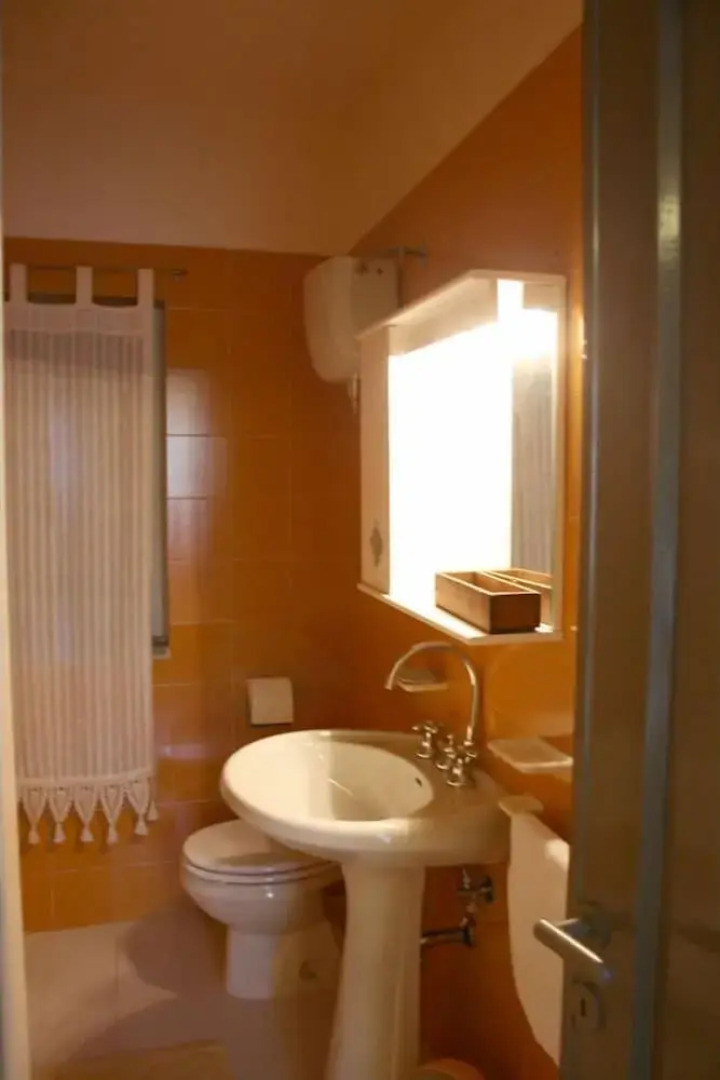 Wonderful Private Villa With Wifi, Private Pool, TV, Terrace, Pets Allowed, Parking, Close to Arezzo