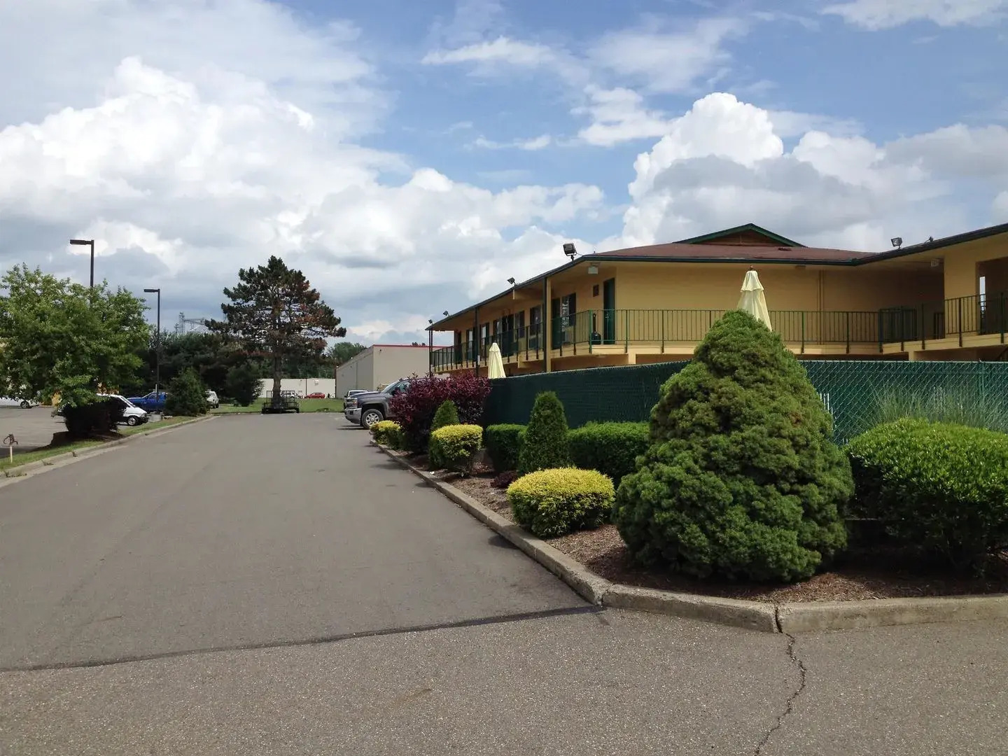 Days Inn by Wyndham New Philadelphia