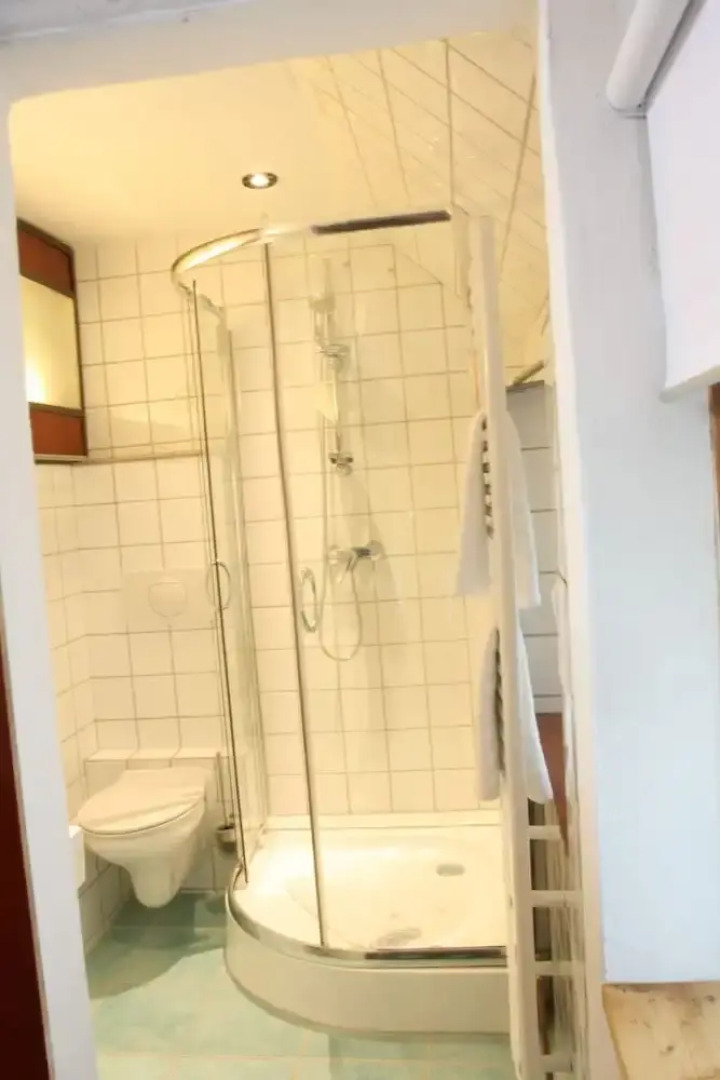 Art-be-and-b Bed and Breakfast