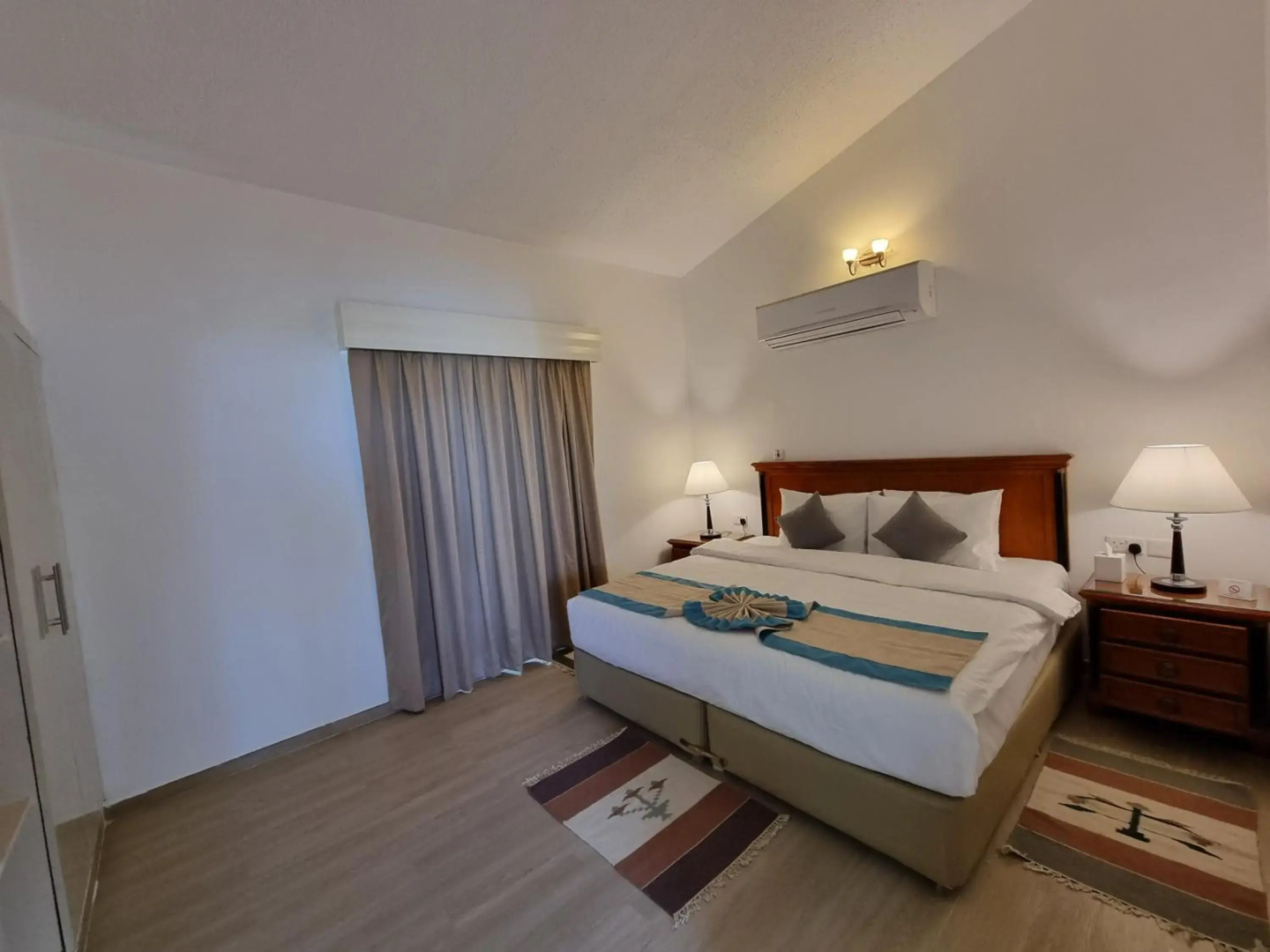 Holiday Beach Resort