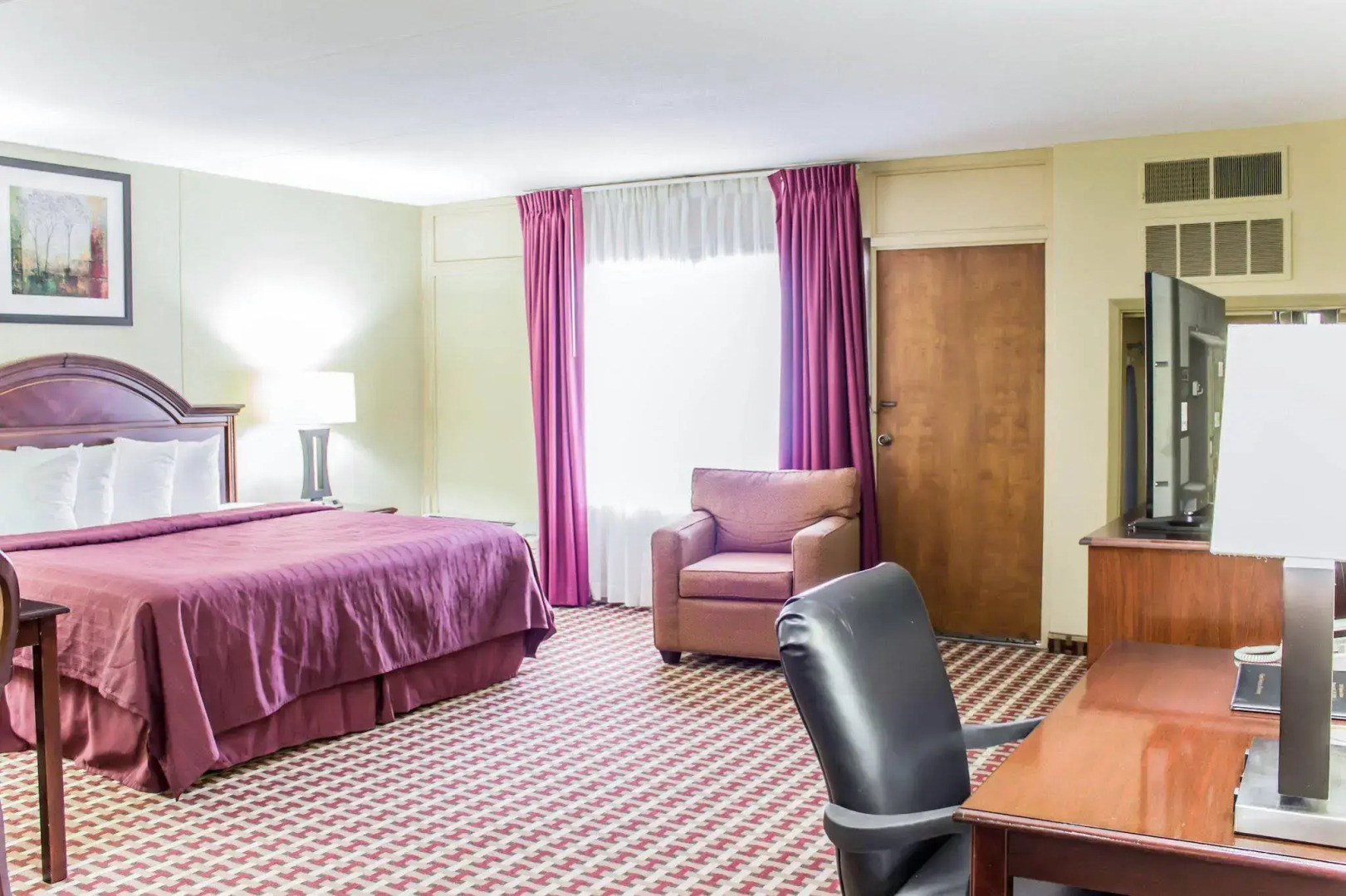 Quality Inn & Suites Fayetteville