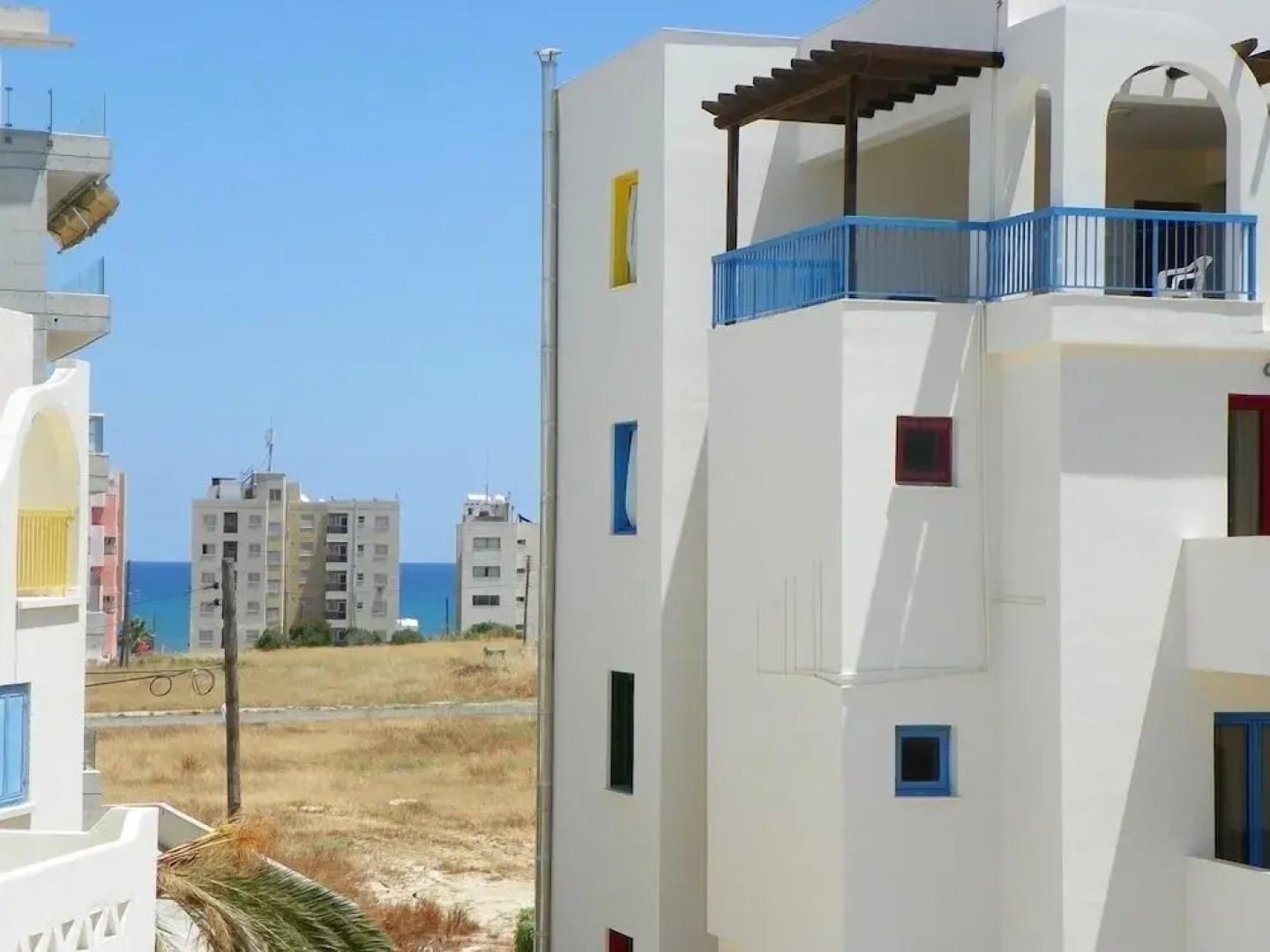 Sea 'n Lake View Hotel Apartments