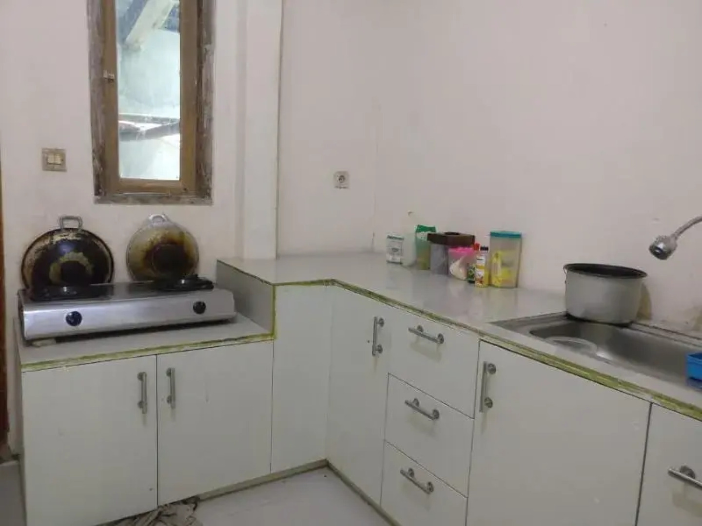 Andesta Homestay by ZUZU