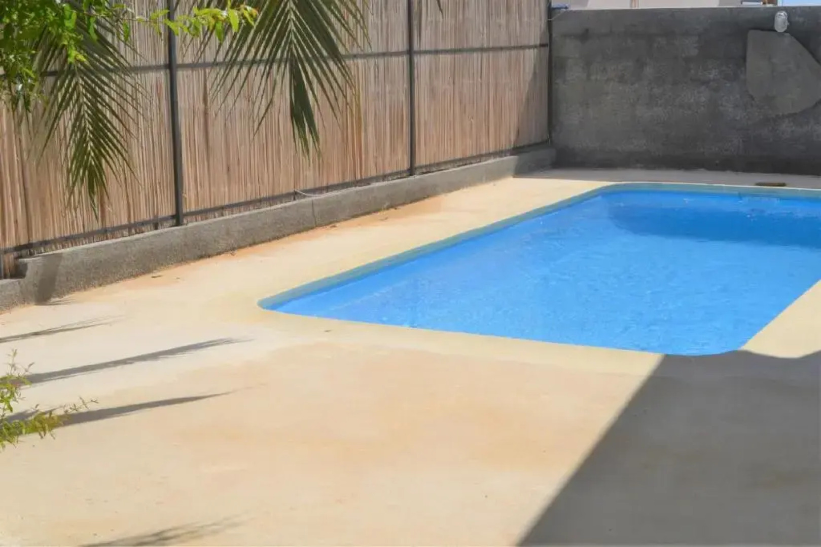 21LG Le Benitiers View