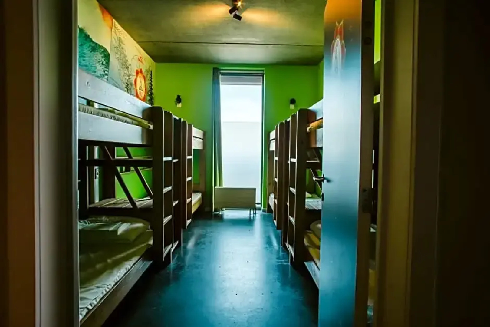 Lakeside Paradise Sleep Inn Hostel