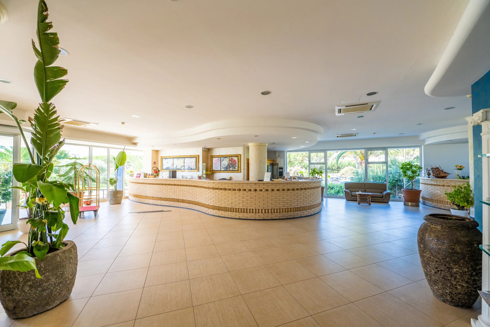 Roses Hotel