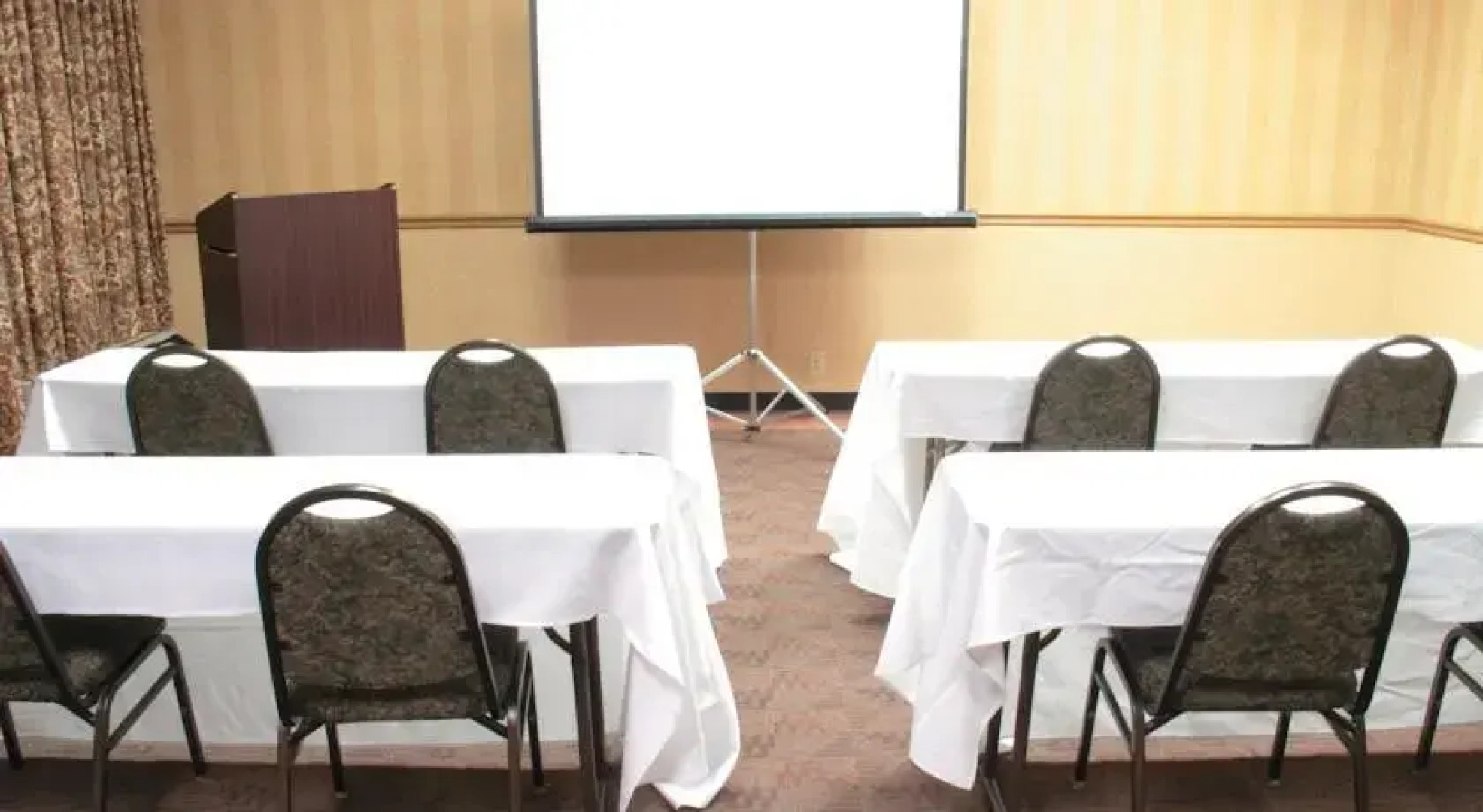 La Quinta Inn & Suites Elmsford