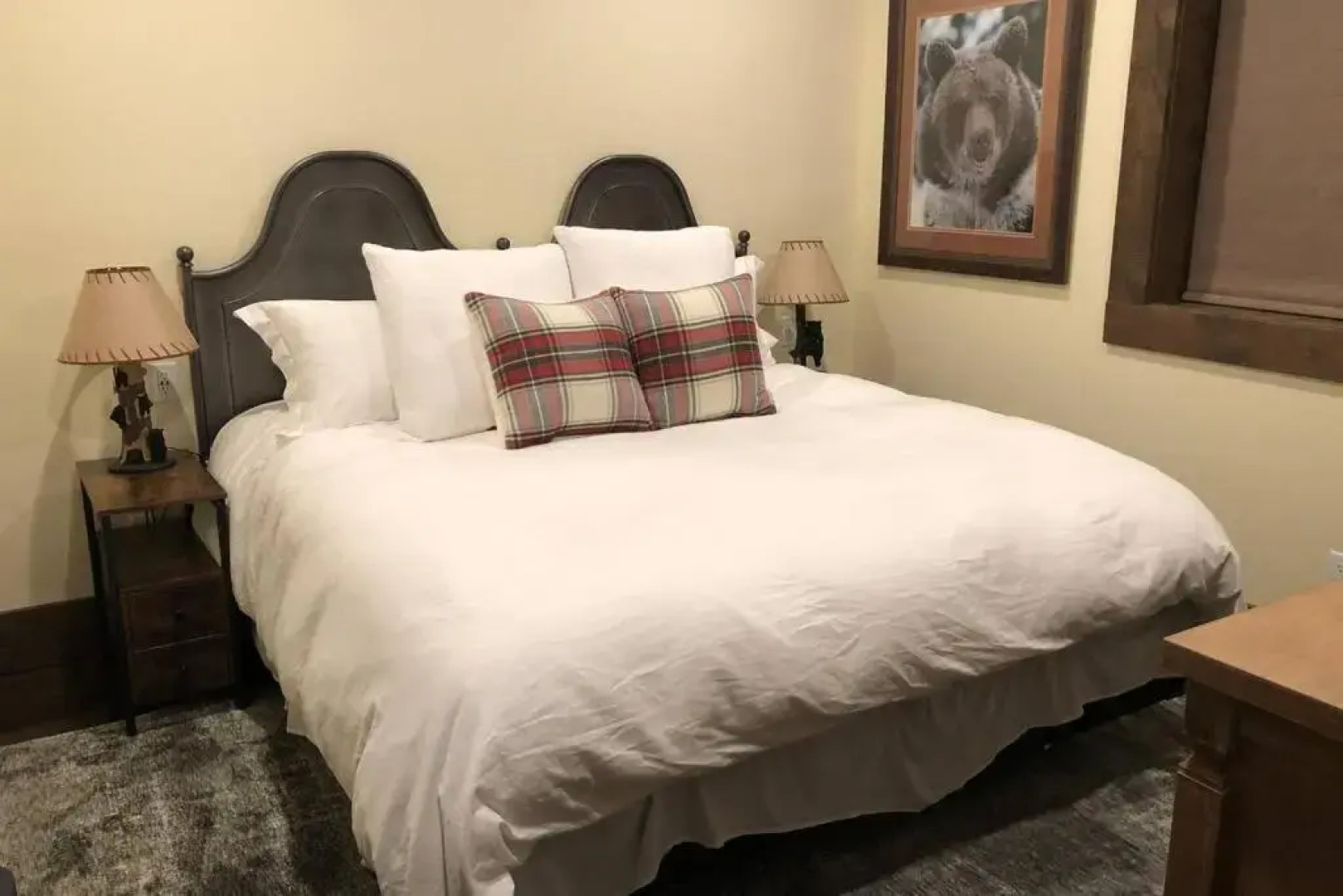 Yellowstone Crossing Lodge