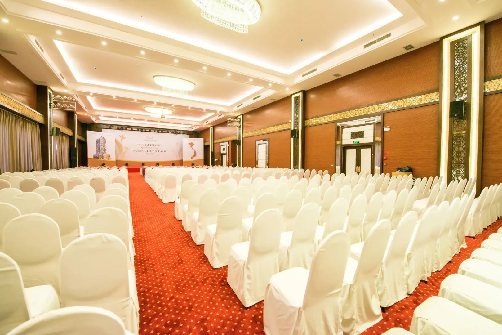 Muong Thanh Grand Cua Lo Hotel