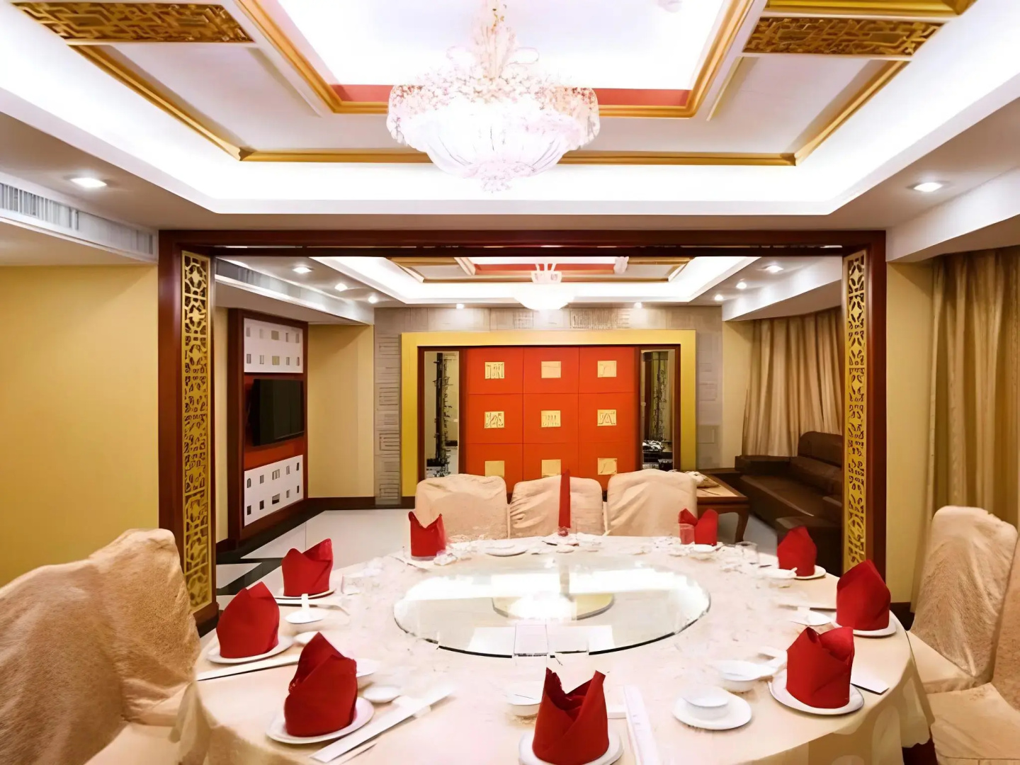 Quanzhou Overseas Chinese Hotel
