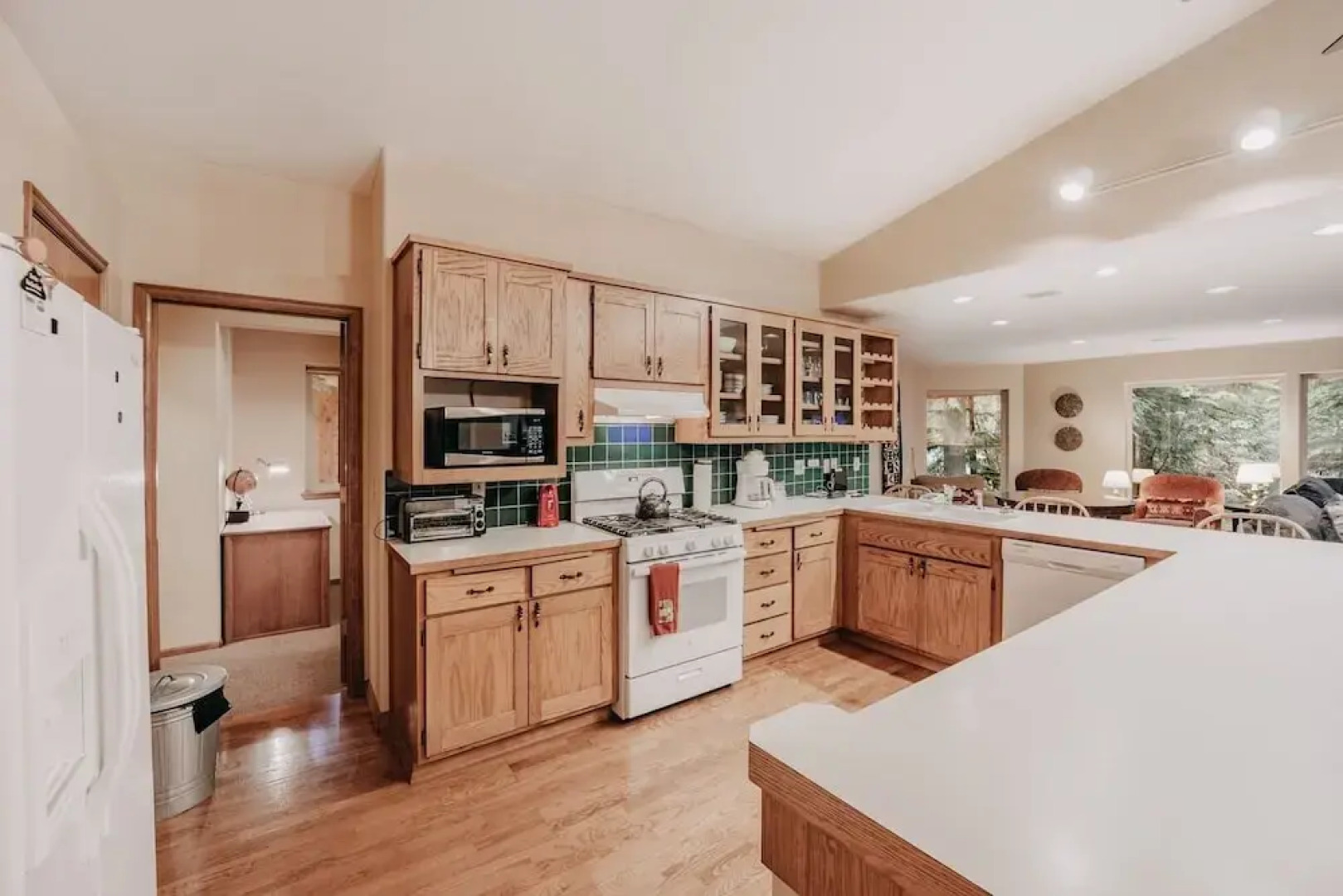 29sl - Hot Tub - Sauna - Bbq - Shuffle Board - Sleeps 11 3 Bedroom Home by Redawning