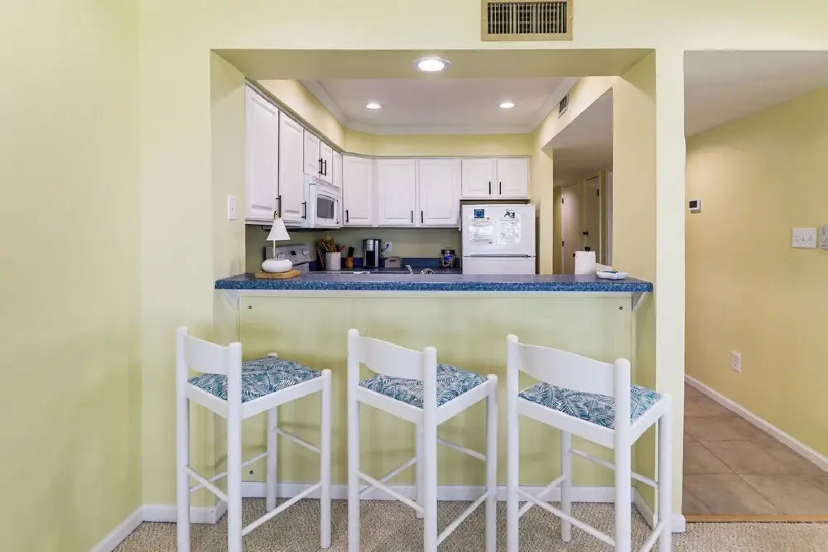 Marina Views, Walk to Beach: Atlantic Beach Condo!