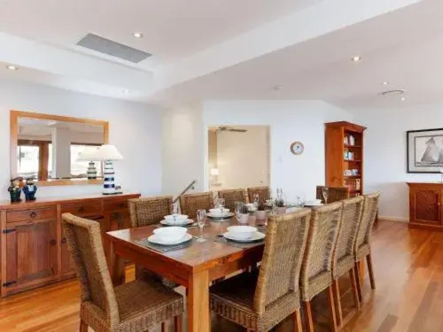 Beauty And The Beach', 88 Foreshore Drive - Large Home With Wifi And Water Views