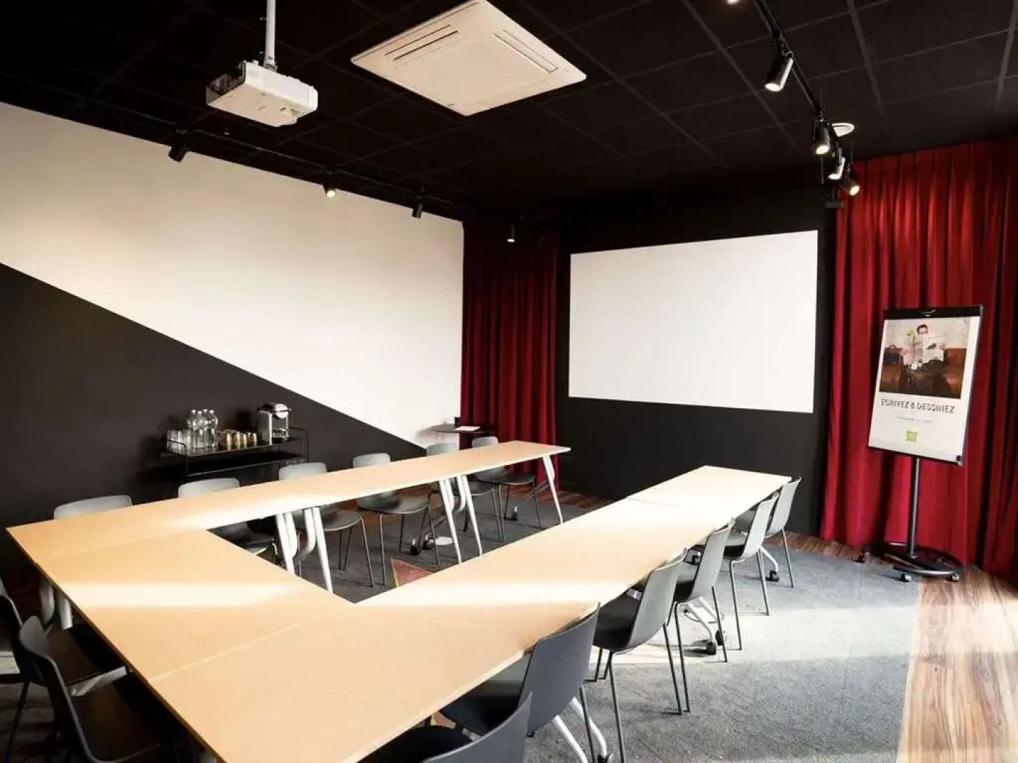 Ibis Styles Lens Centre Gare