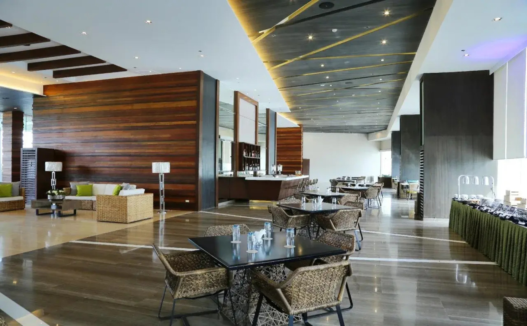 Arterra Hotel and Resort