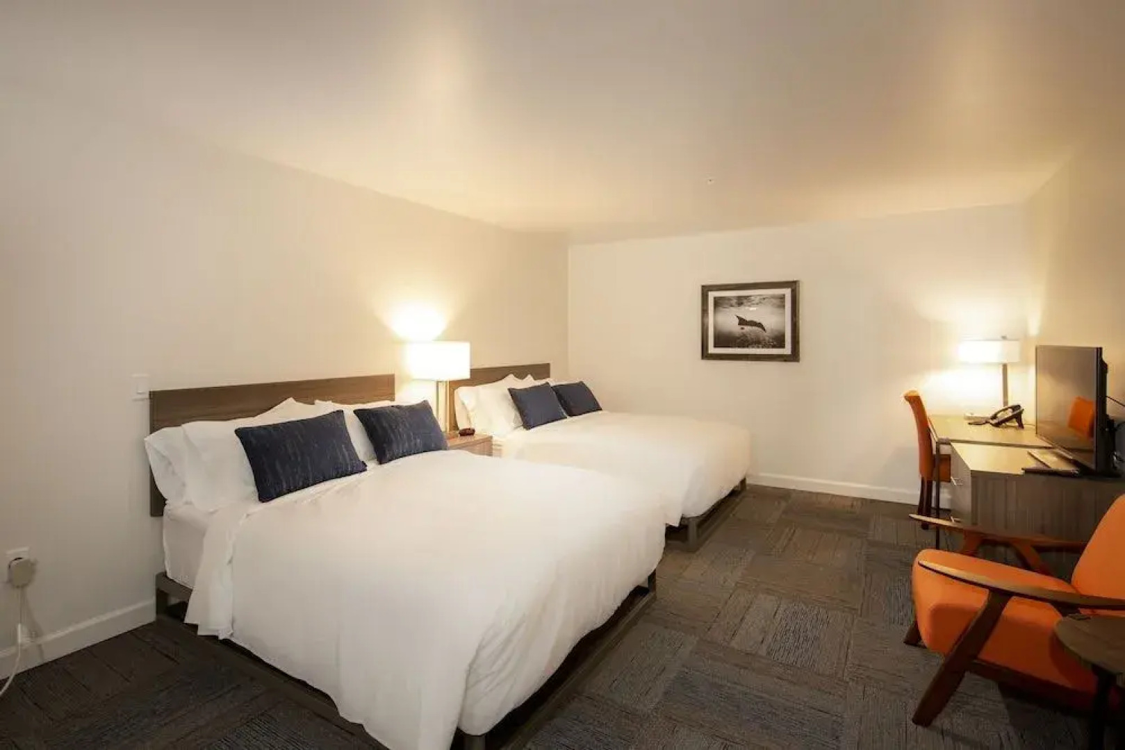 Inn At Moss Landing Point