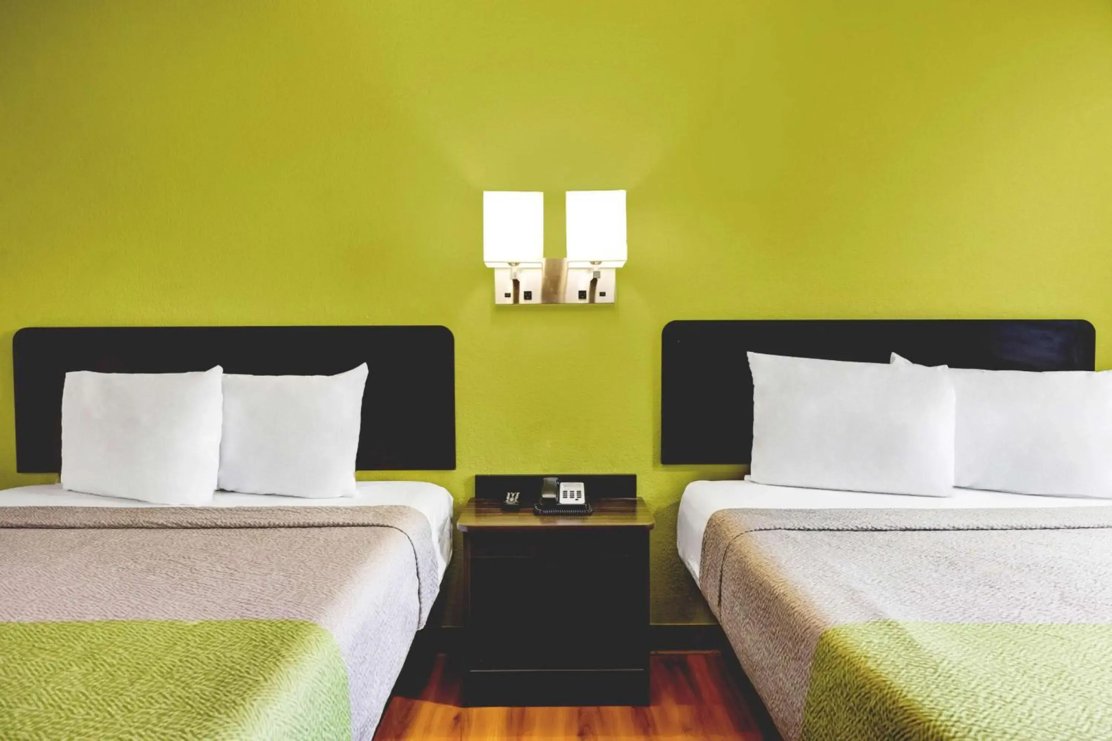 Motel 6 Indianapolis, IN