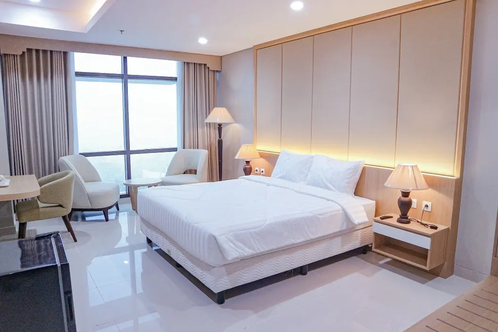 UNS Tower Hotel