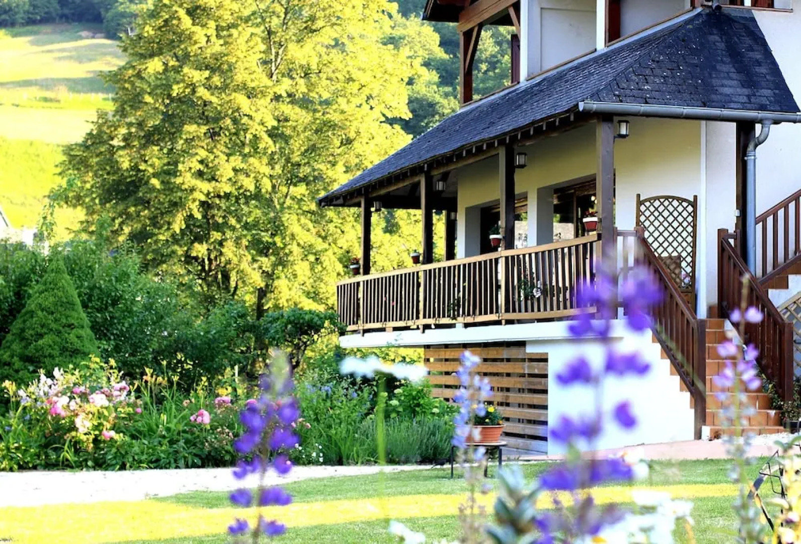 Logis Hôtel Etchemaïté