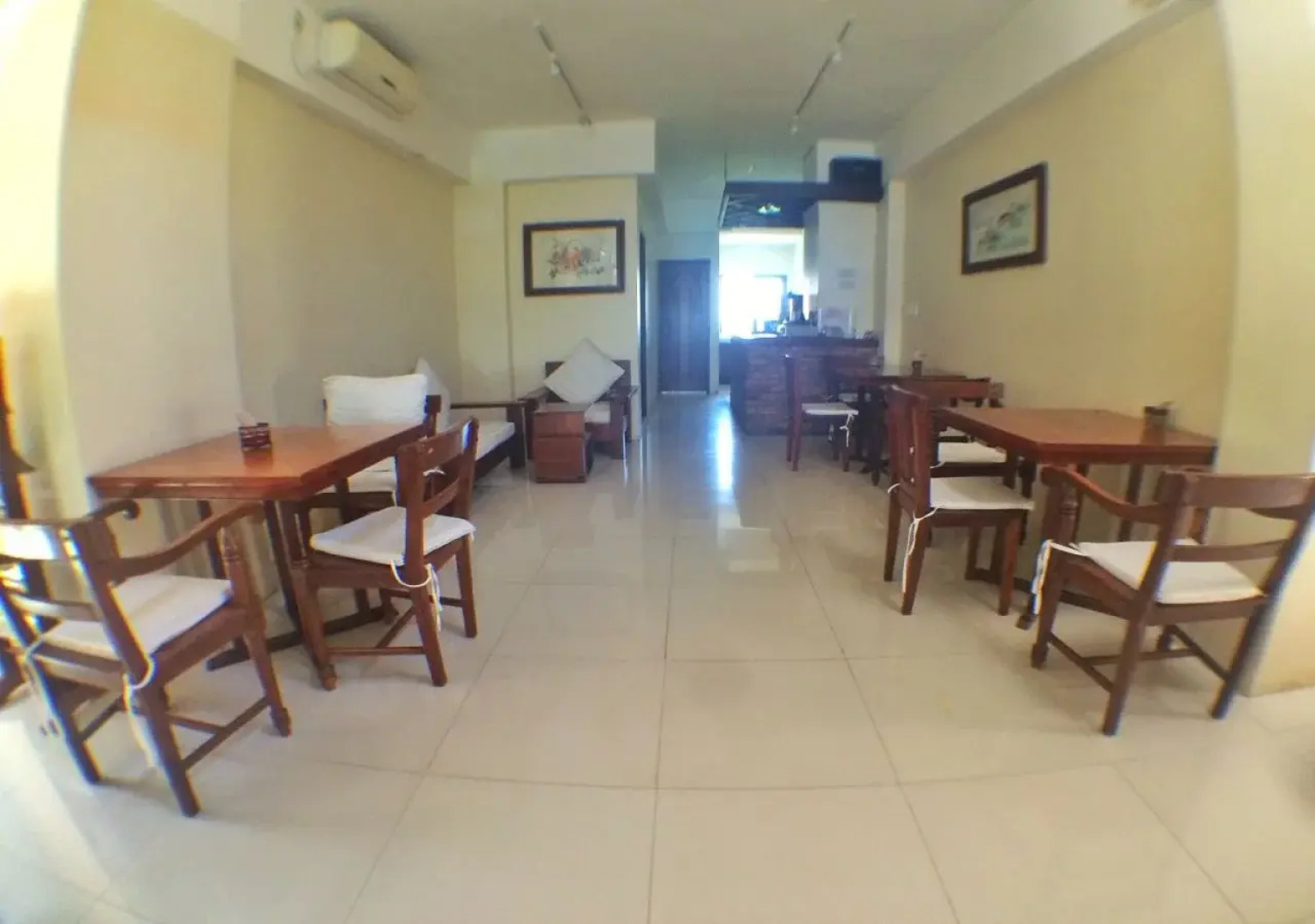 Mango Valley Hotel 2