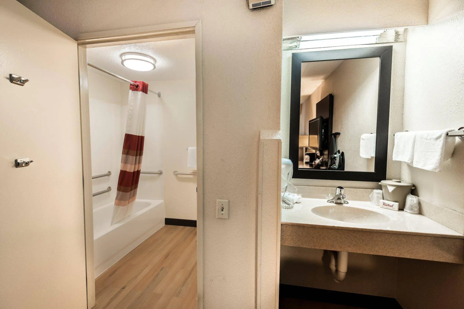 Red Roof Inn PLUS+ Ann Arbor - U of Michigan North