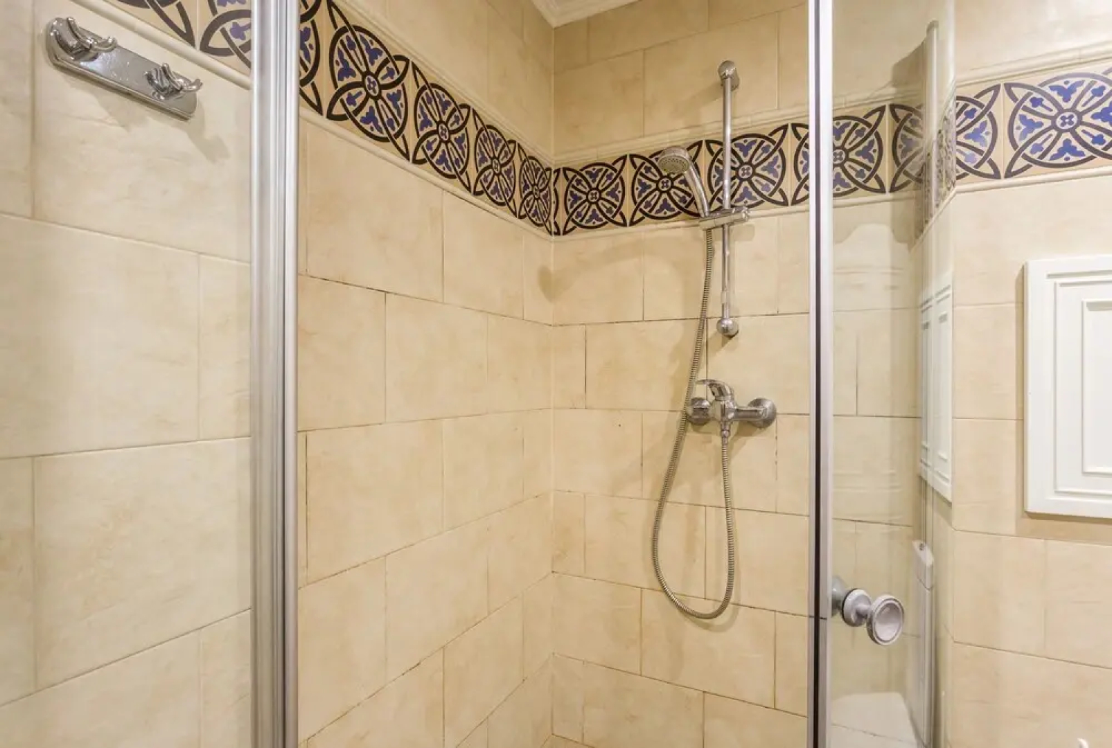 Apartments Grazdanskaya 9