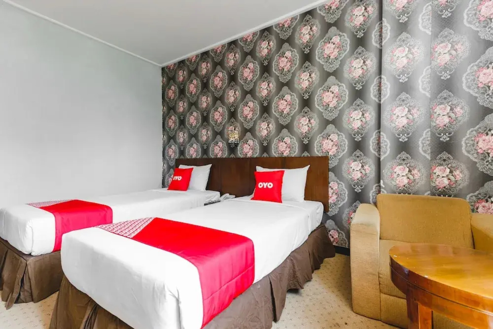 Capital O 2009 Hotel Charisma Marine