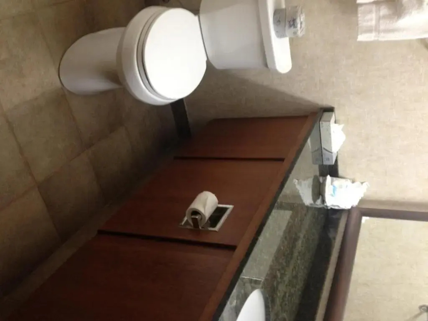 Heartland Inn & Suites, SureStay Collection by Best Western