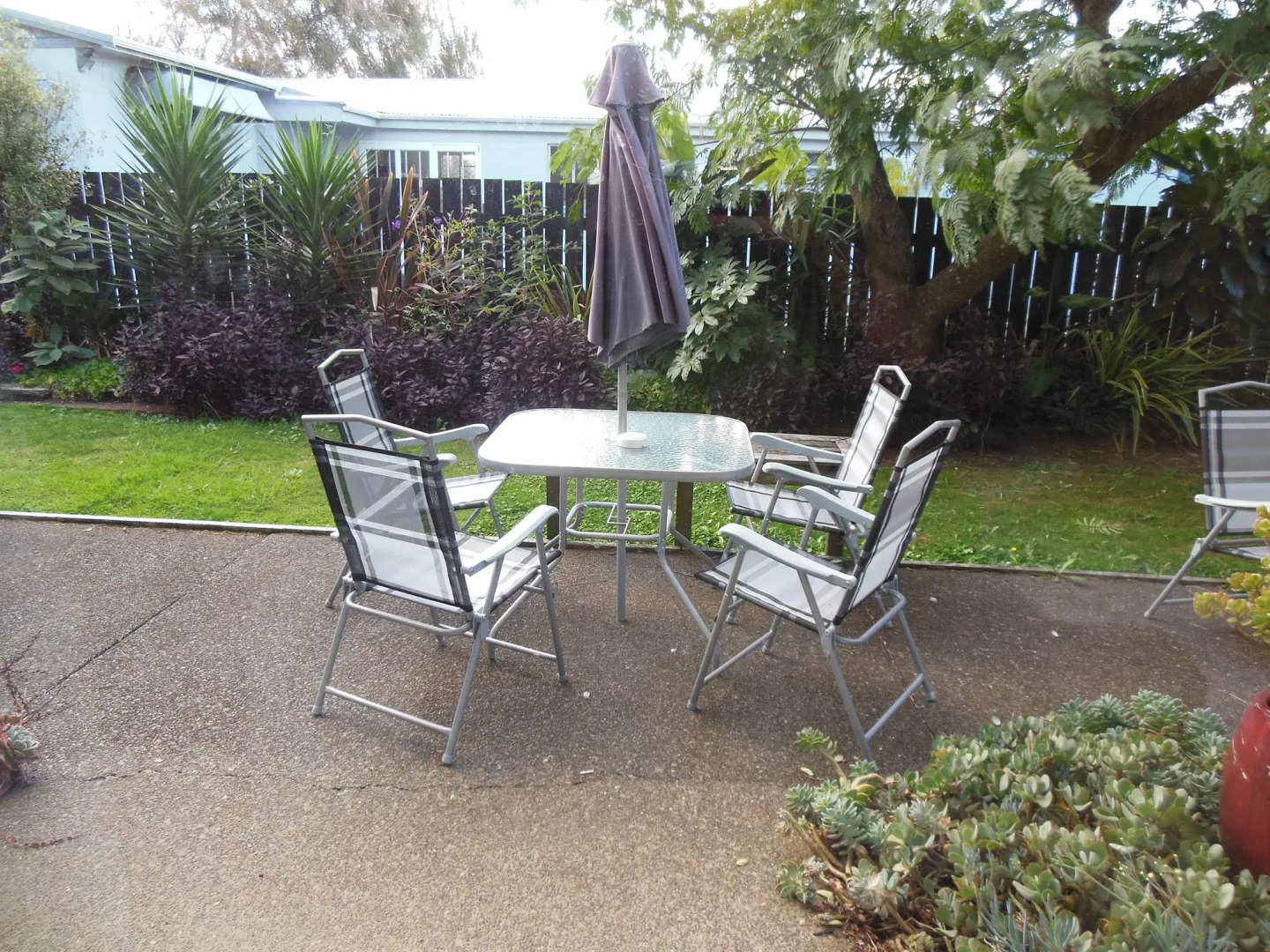 Asure Camelot Arms Motor Lodge