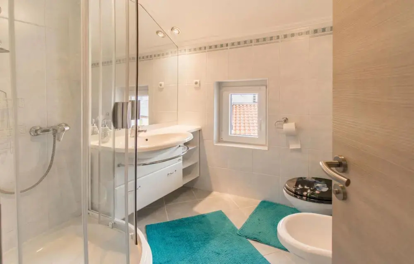 Awesome Home in Izola With Sauna, Wifi and 3 Bedrooms