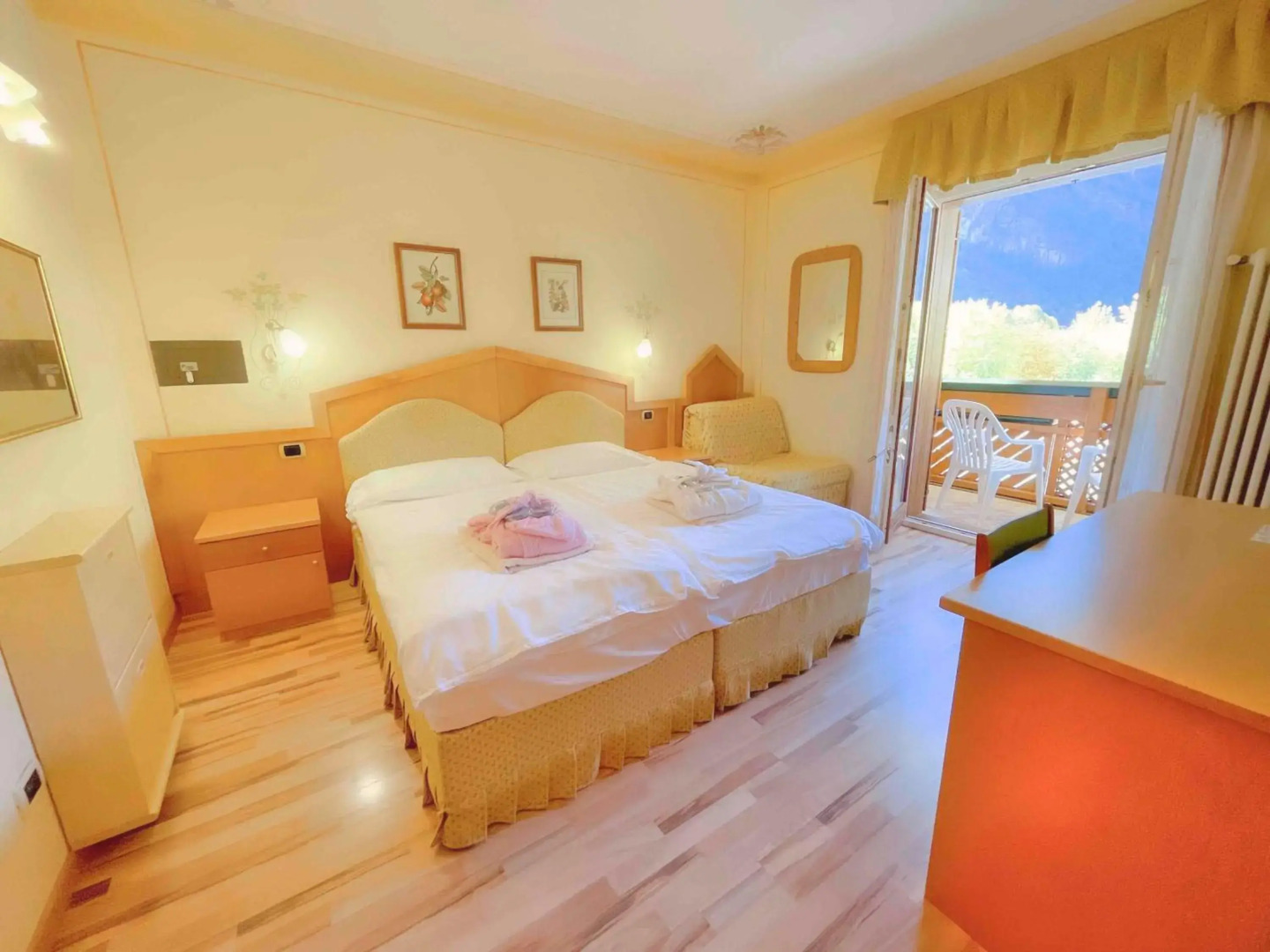 Alle Dolomiti Boutique Lake Hotel