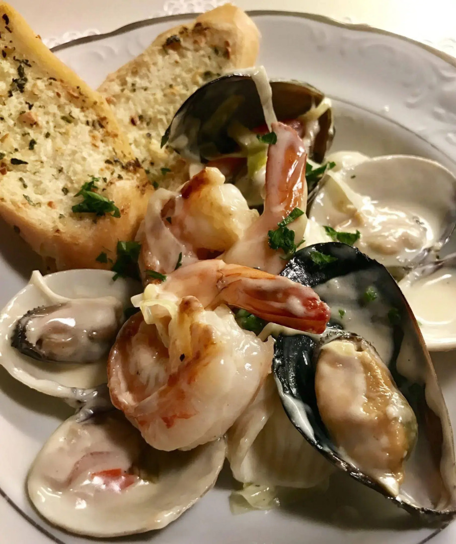 The Belvedere Inn & Restaurant