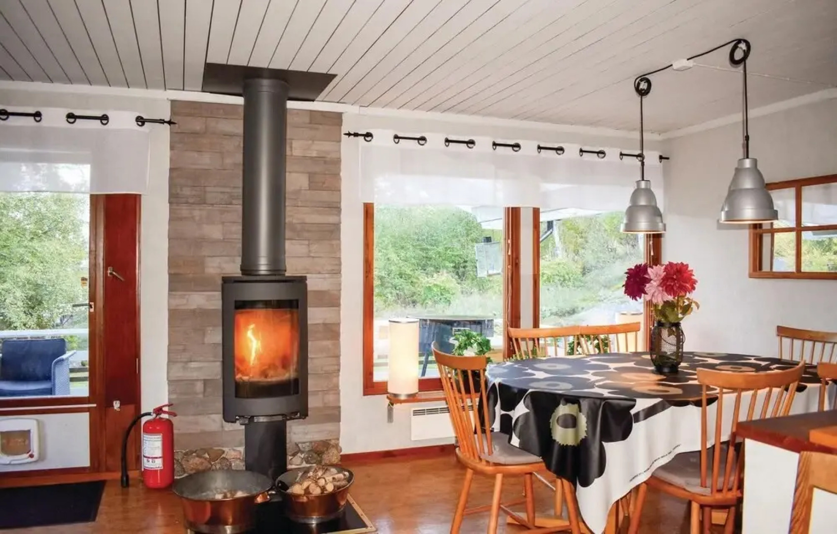 Nice Home in Motala With 4 Bedrooms