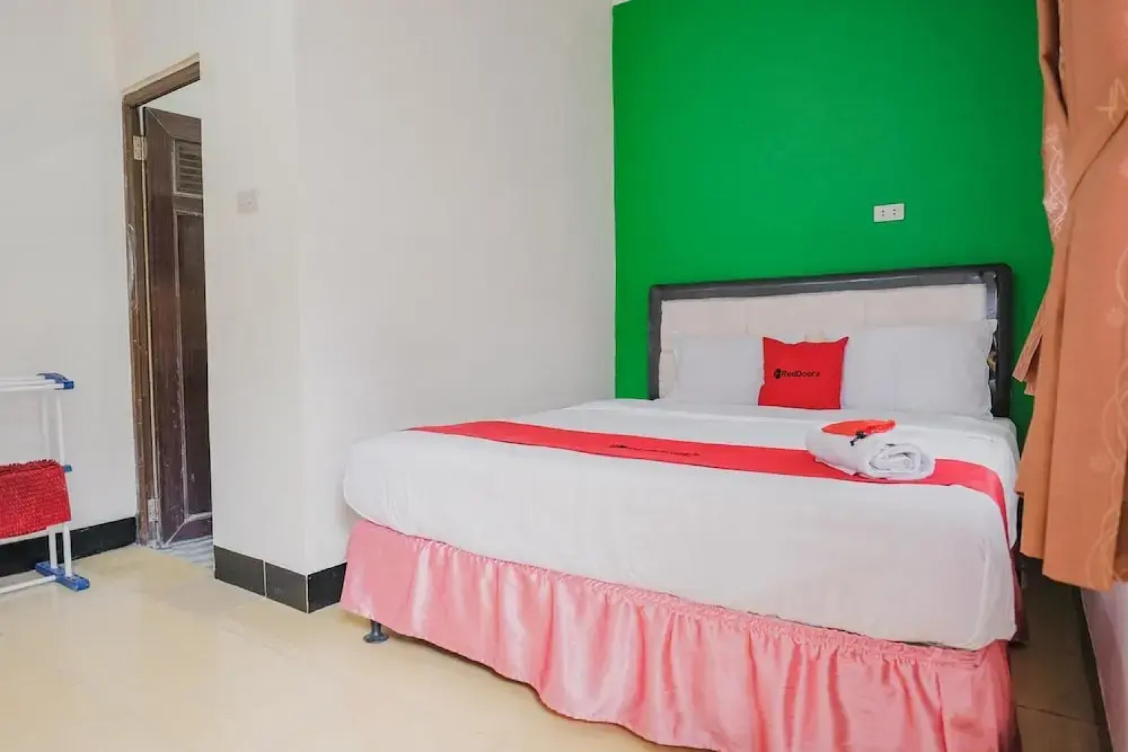 Hotel & RM Sahabat Utama by RedDoorz